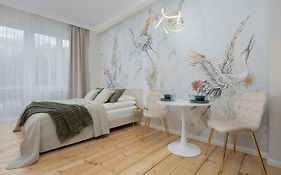 Elegant Apartments Grójecka in Warsaw by Noclegi Renters